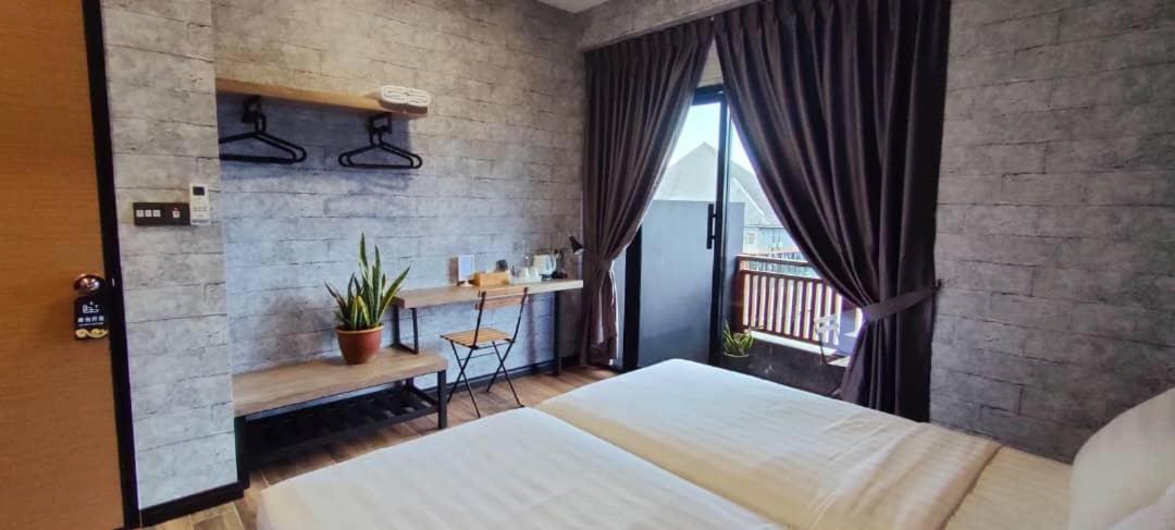 Ostello Cube Bed Station & Tours Sdn Bhd Semporna Esterno foto